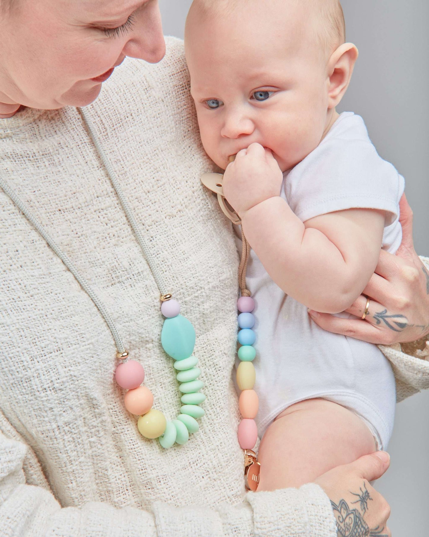 Rainbow Sherbet Teether Clip image 5