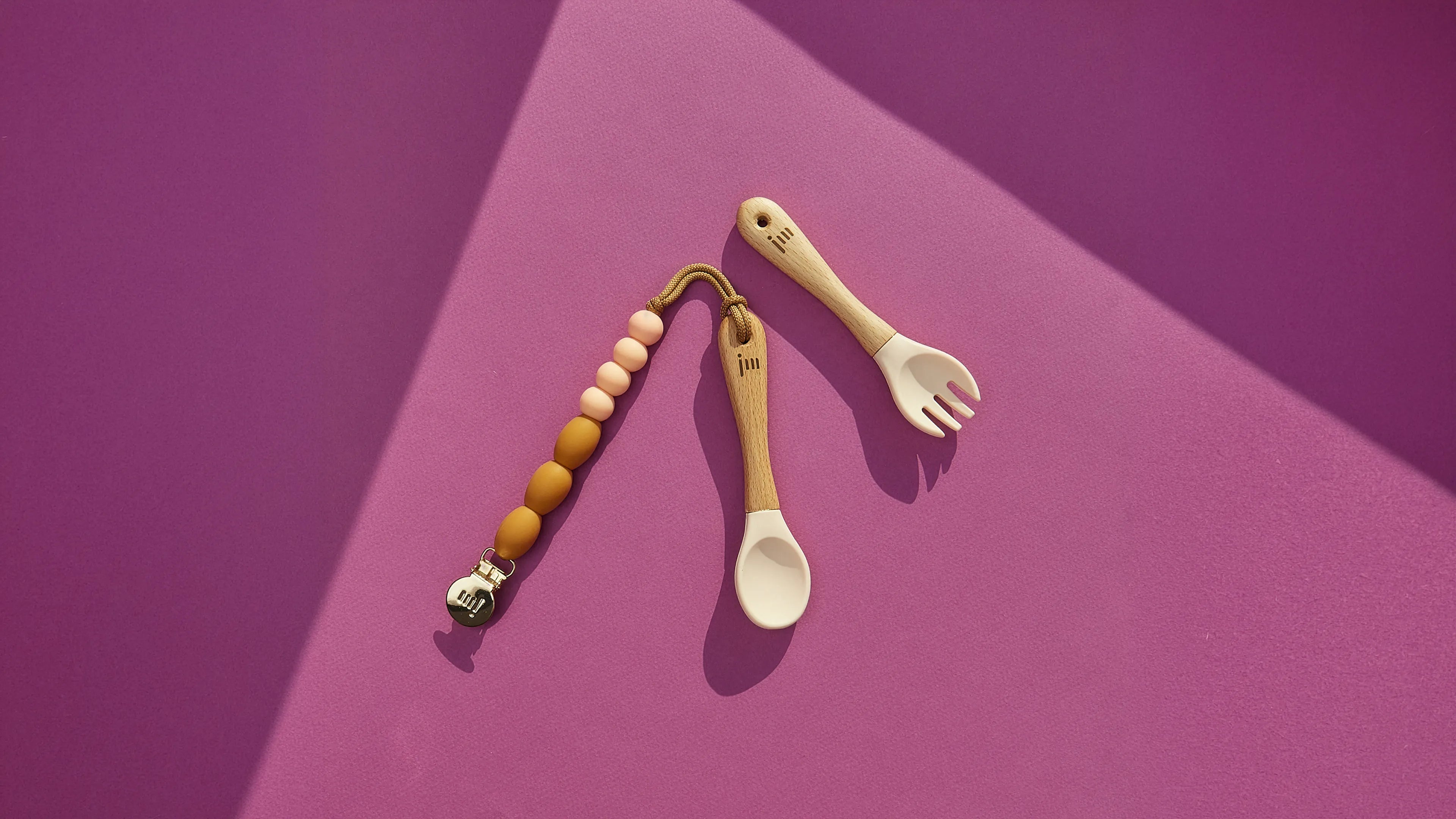 Pacifier clips