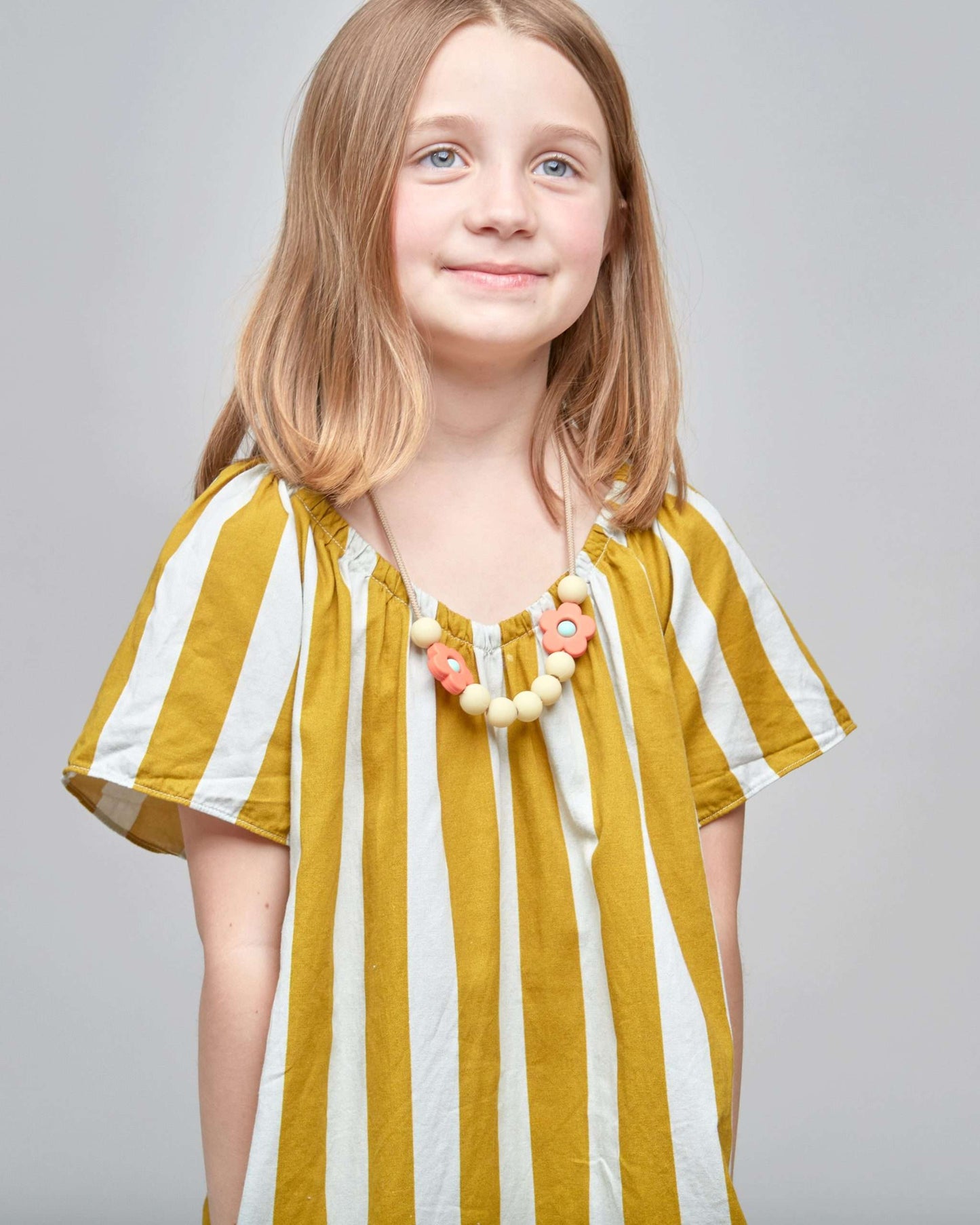 Dewdrop Daisy Sensory Necklace image 1