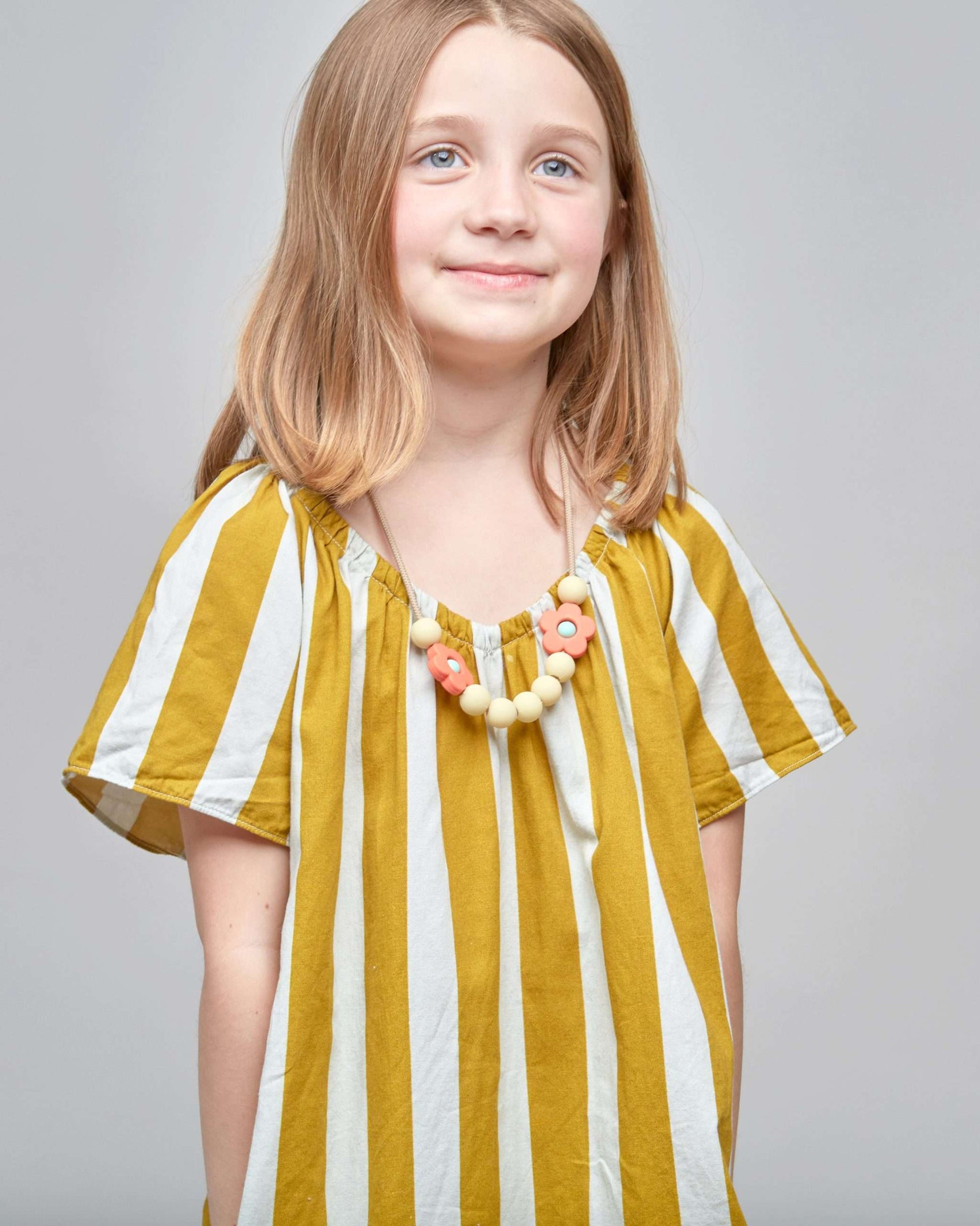 Dewdrop Daisy Sensory Necklace image 1