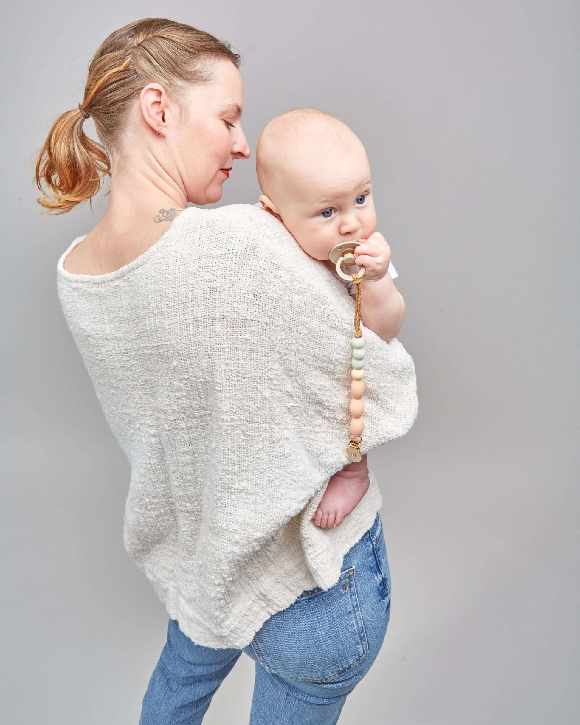 Dandelion Teether Clip image 2