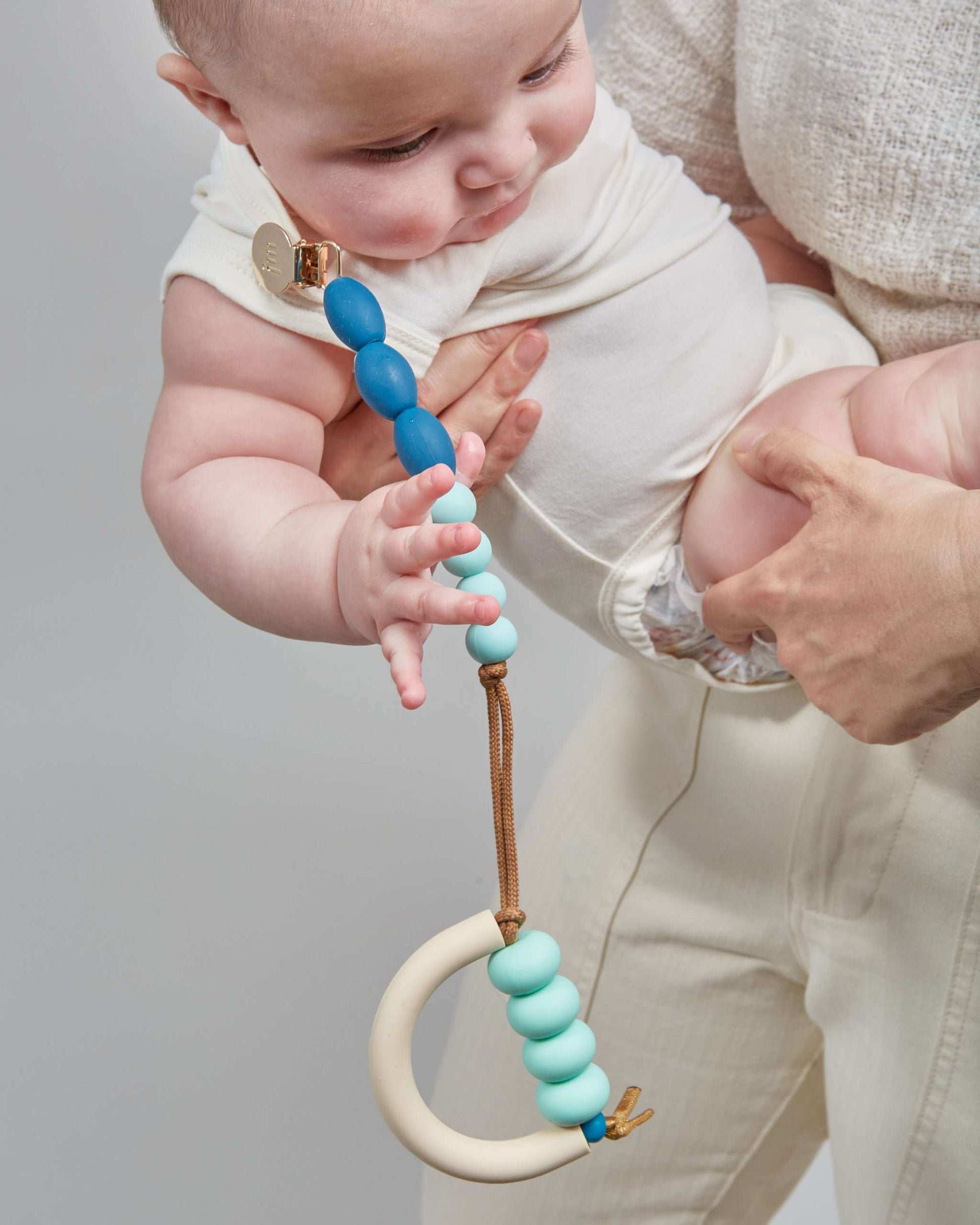 Ocean Arch Teether + Clip Set image 3