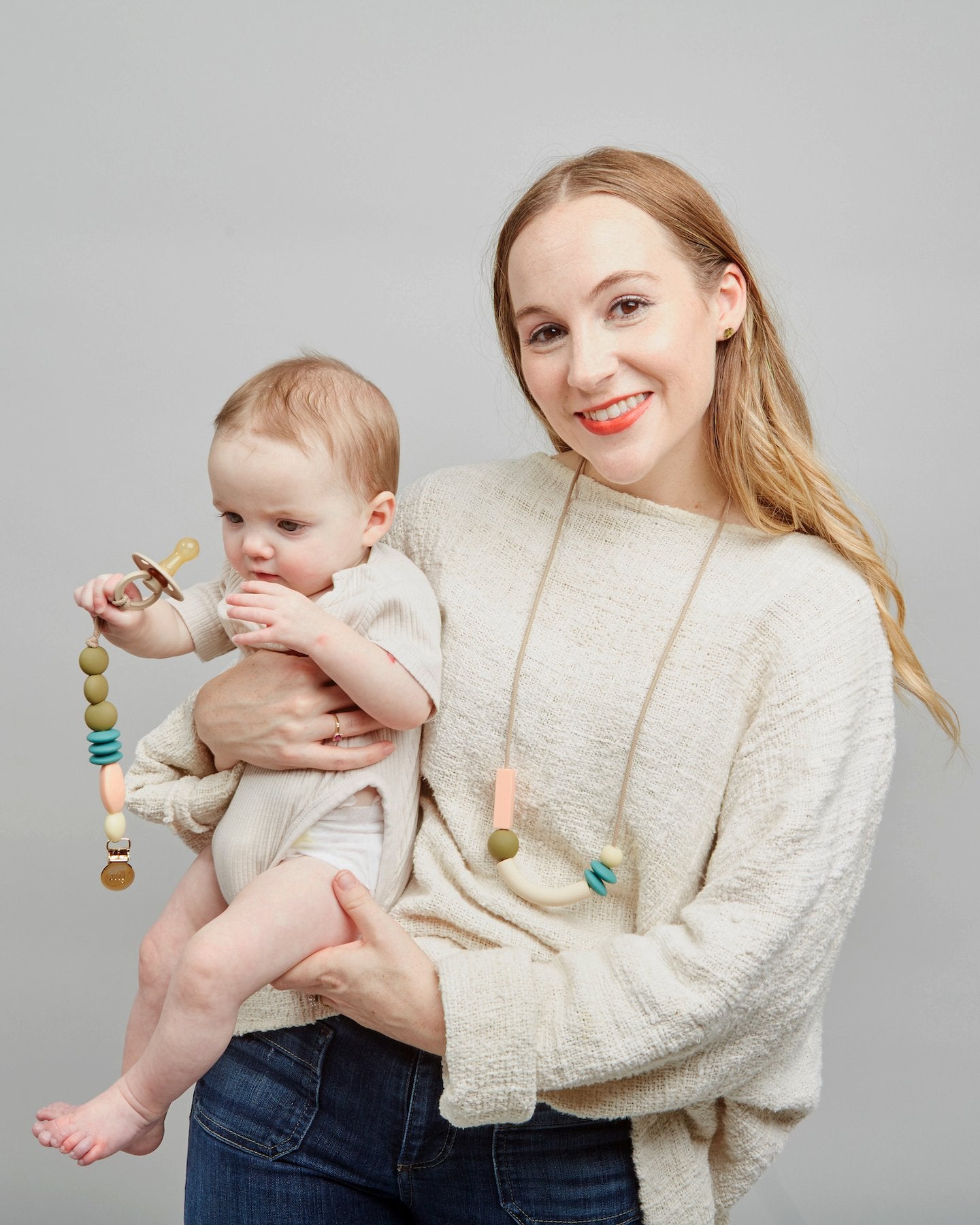 Dewdrop Balance Teething Necklace image 3