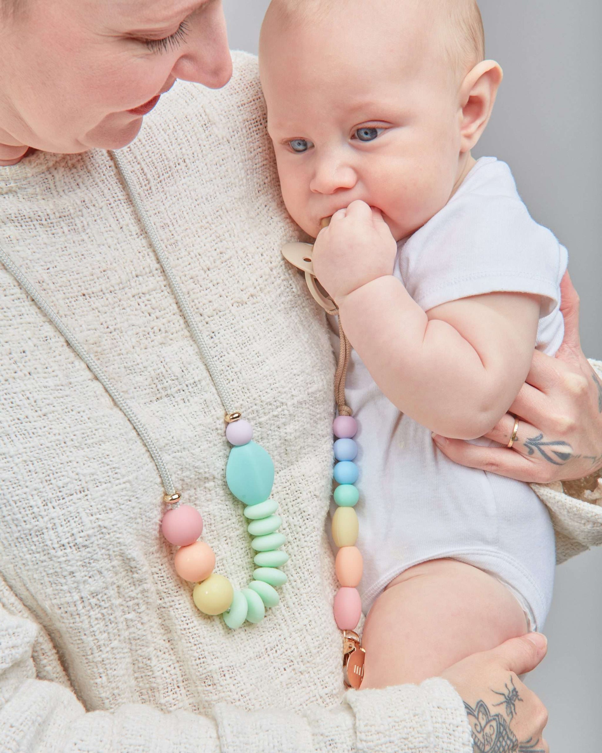 Rainbow Sherbet Teether Clip image 5