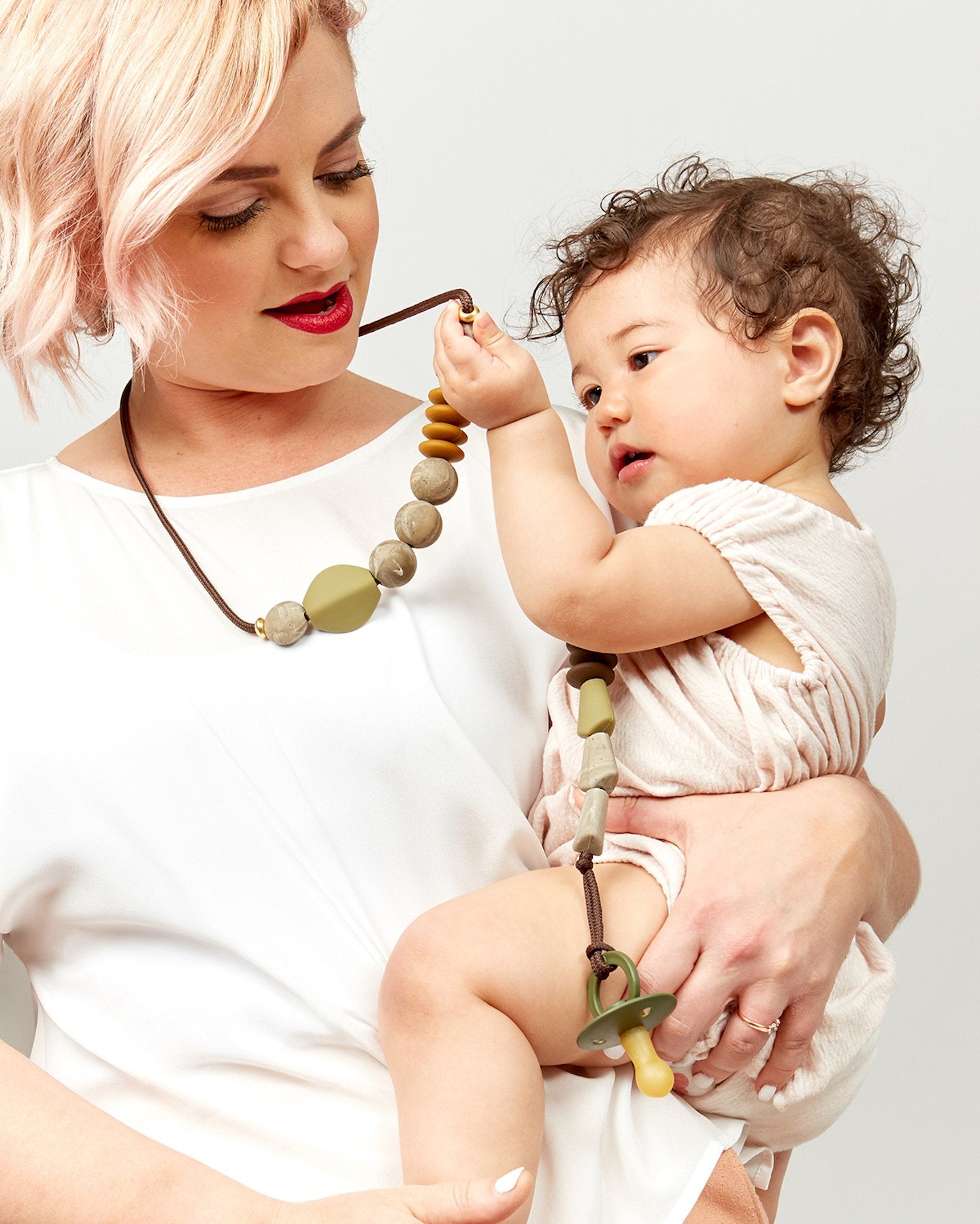 Saddle Signature Teething Necklace image 1