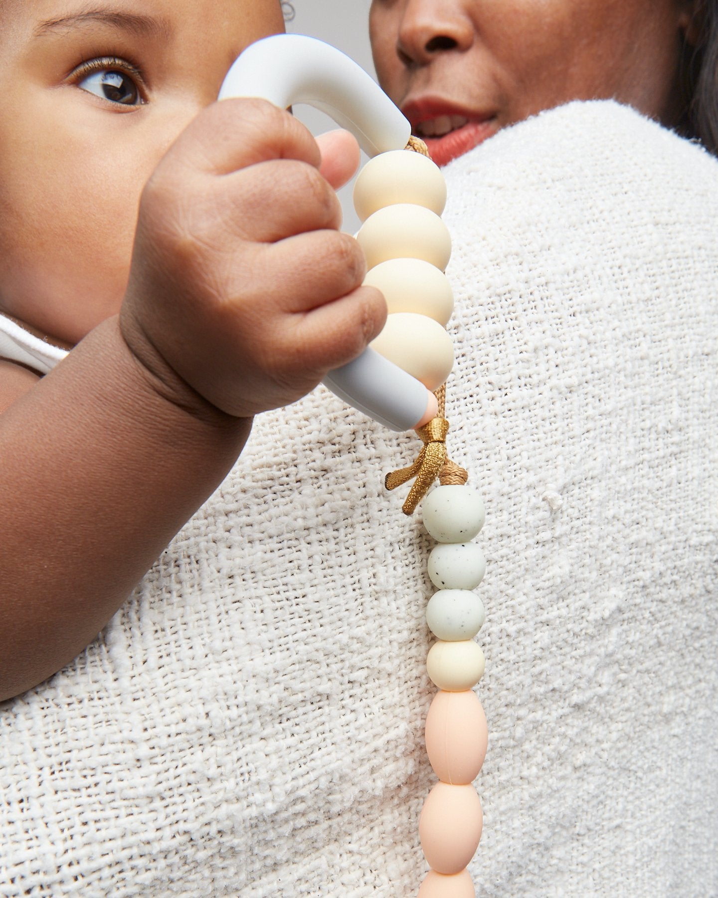 Dandelion Arch Teether + Clip Set image 4