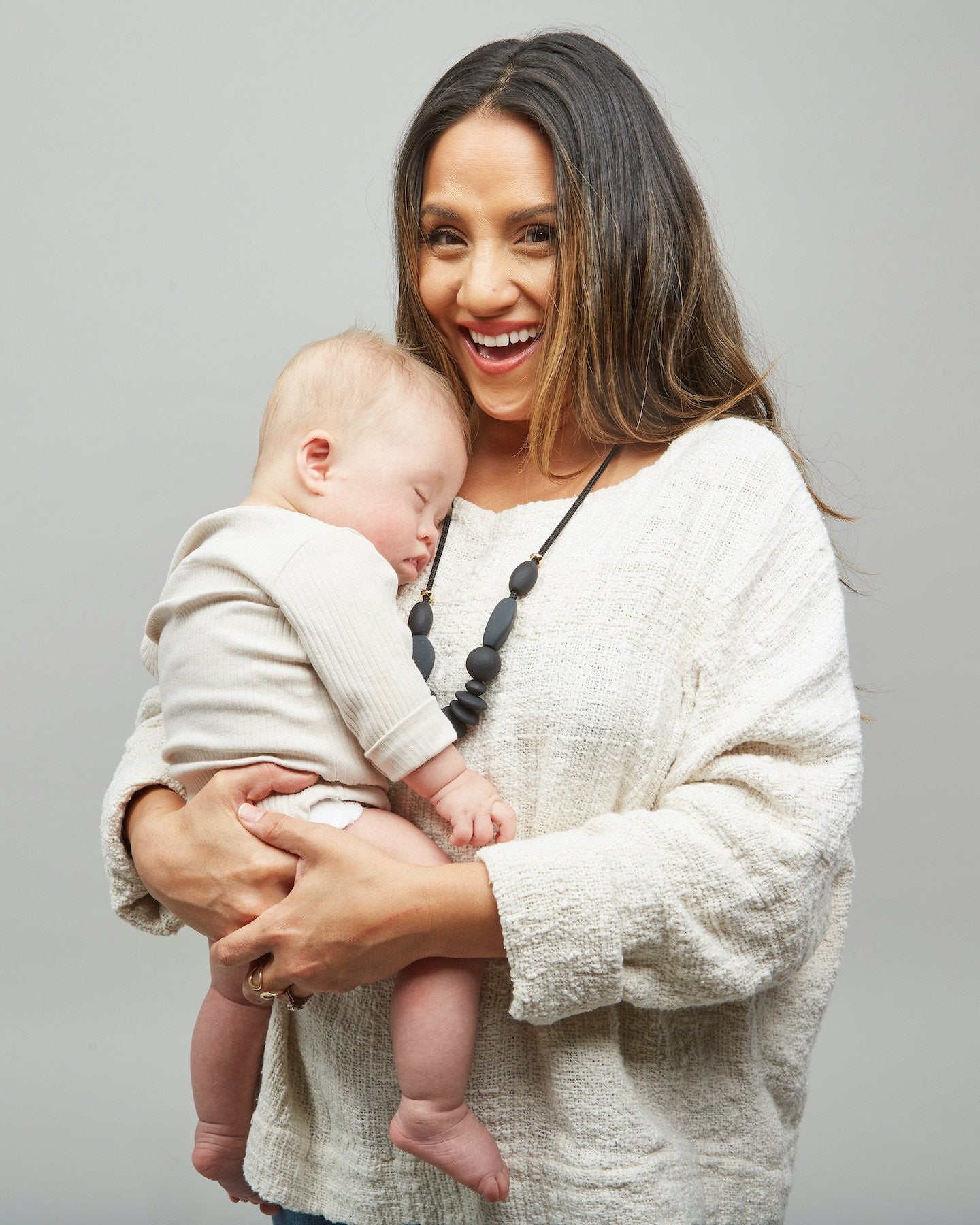 Charcoal Signature Teething Necklace image 4