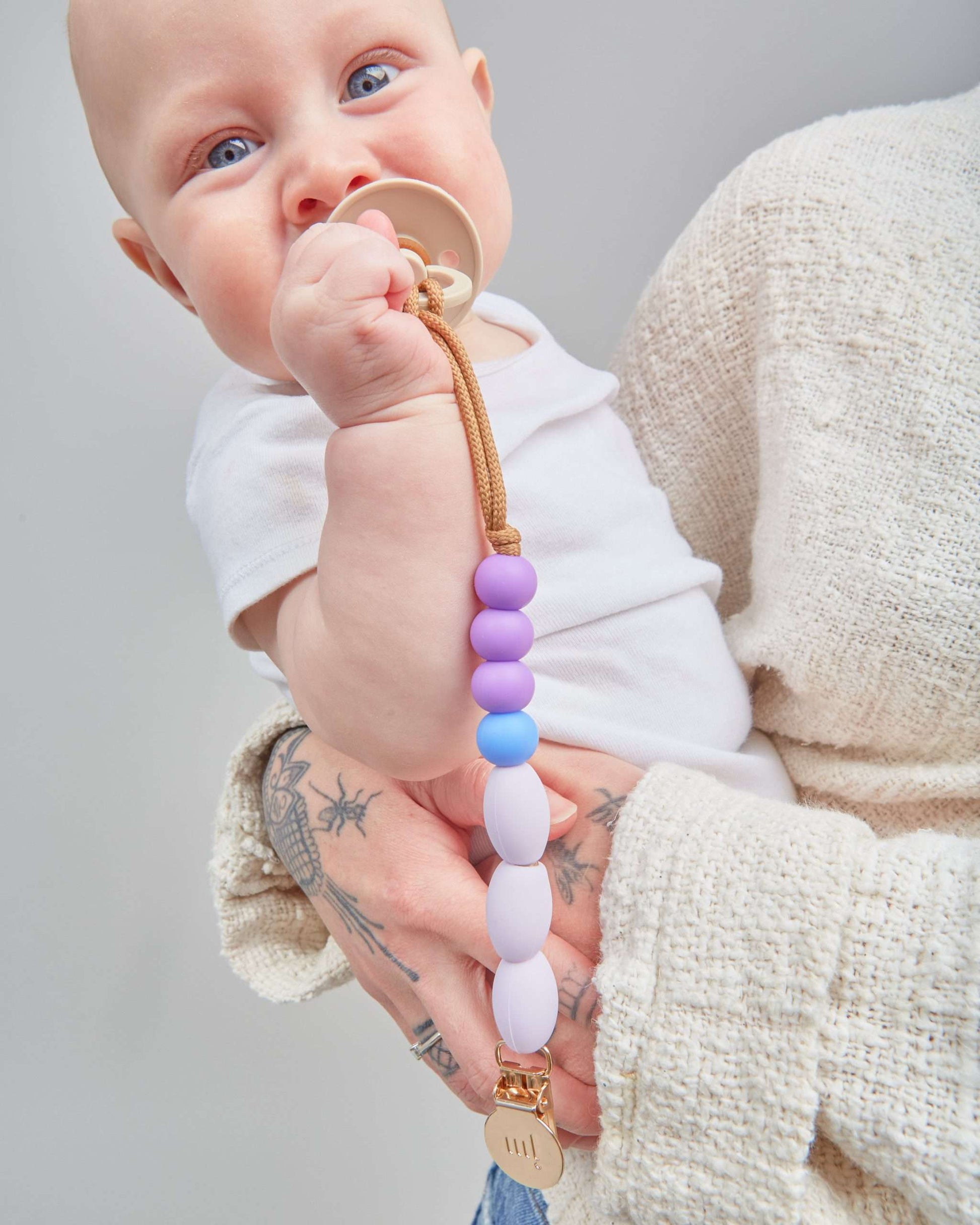 Plum Teether Clip image 4