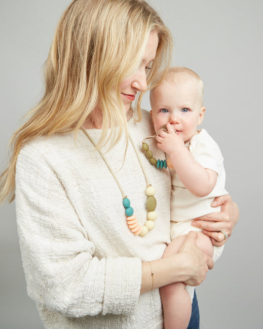 Dewdrop Signature Teething Necklace image 1