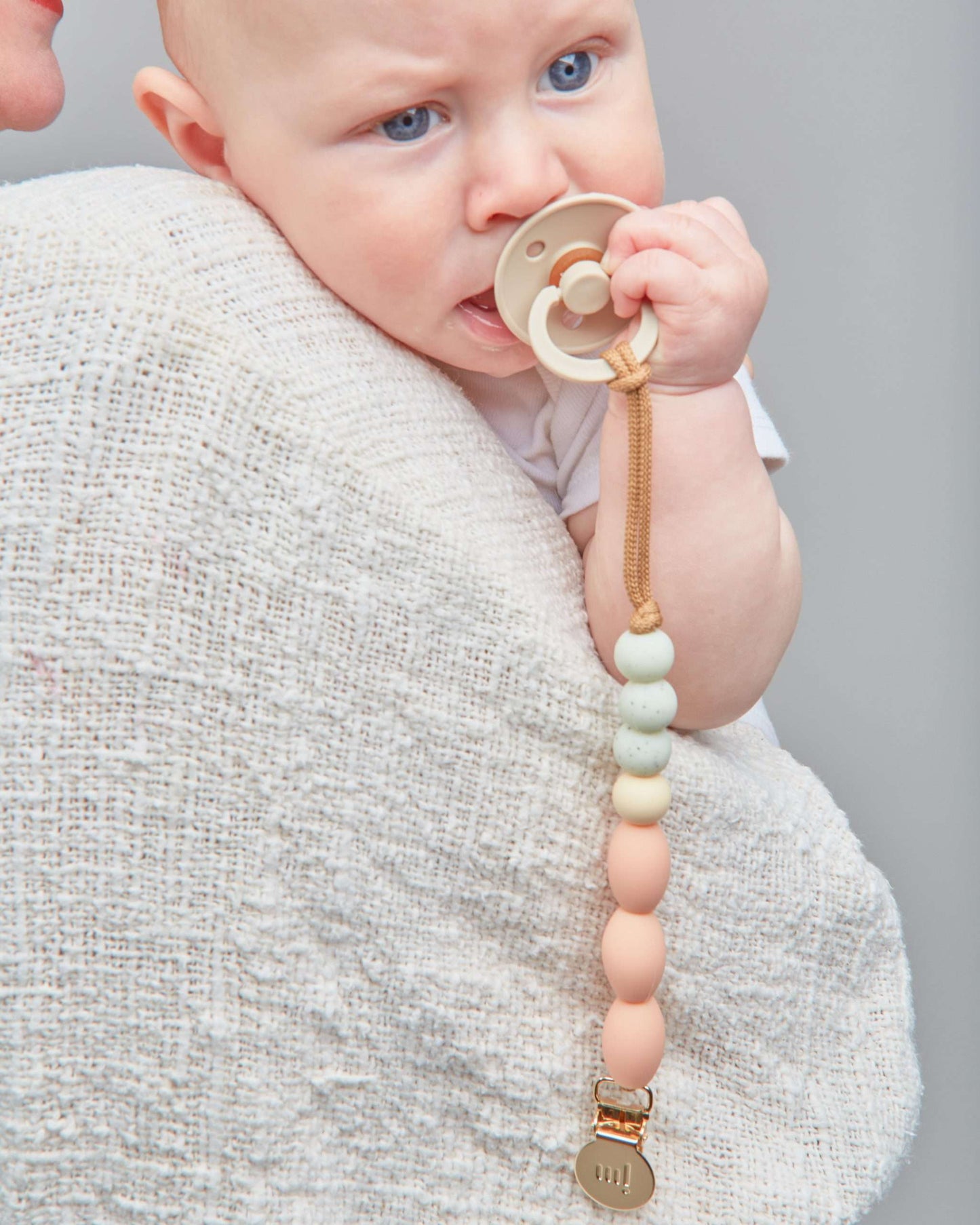 Dandelion Teether Clip image 1