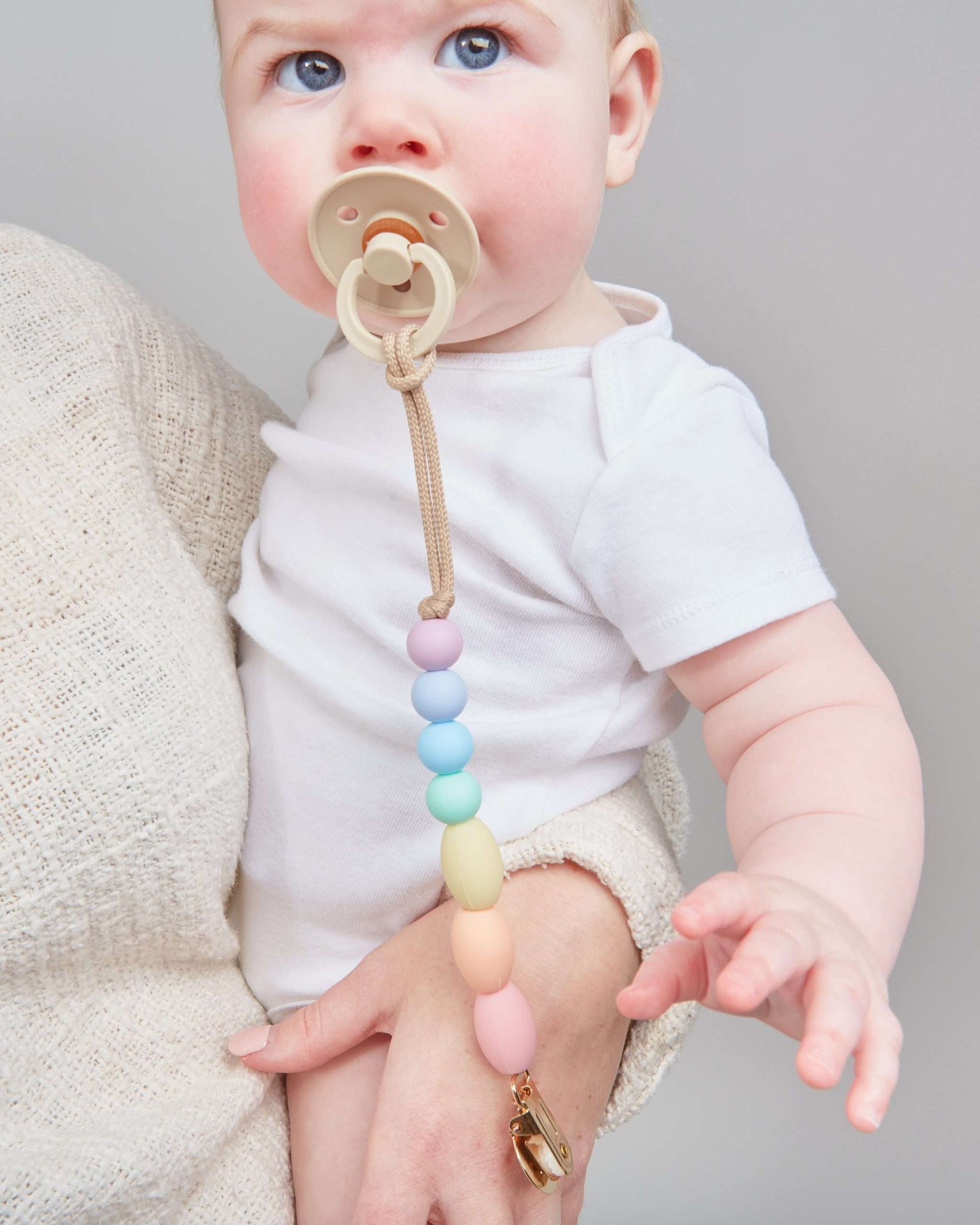 Rainbow Sherbet Teether Clip image 4