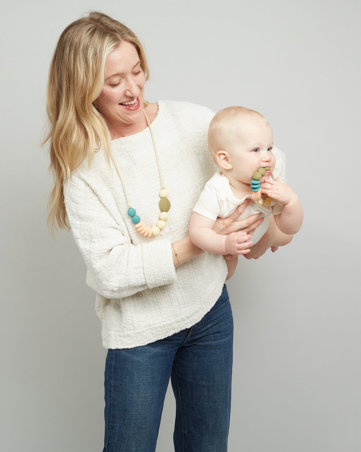 Dewdrop Signature Teething Necklace image 2