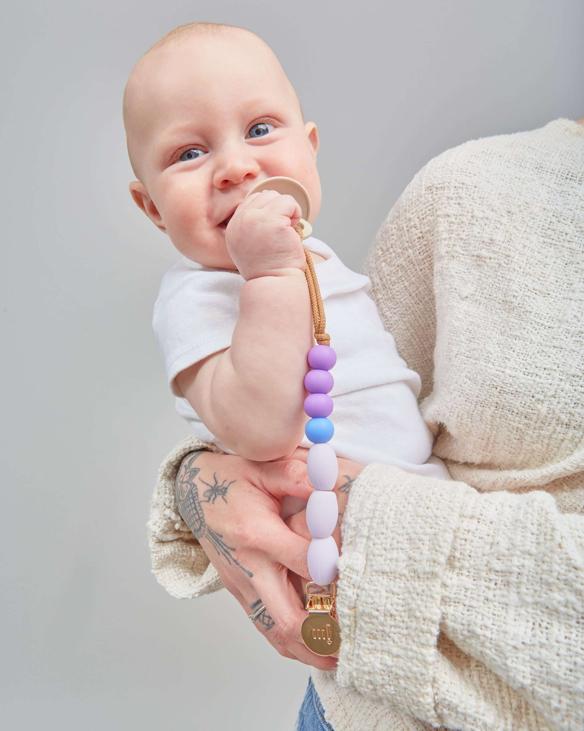 Plum Teether Clip image 3