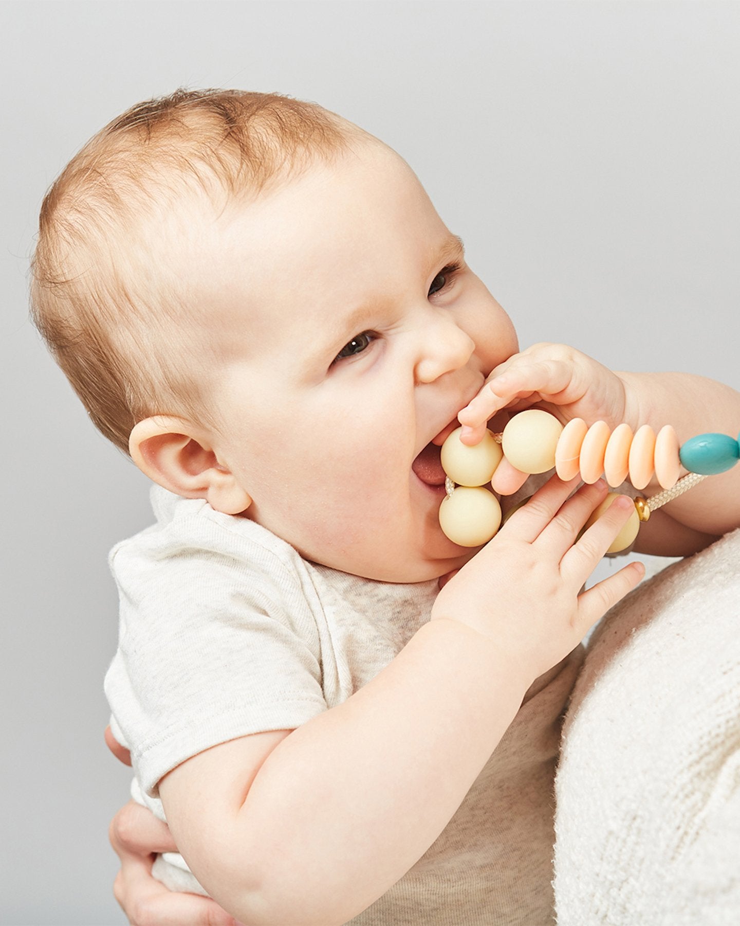 Dewdrop Signature Teething Necklace image 3